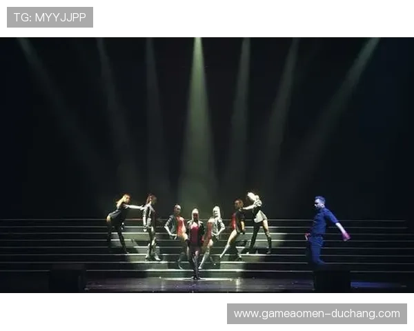 4001澳门百老汇带你走进豪华的娱乐体验享受多样化的演出与休闲娱乐一站式体验场所